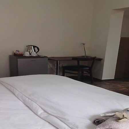 מלון רודפורט Blue Sky Manor מראה חיצוני תמונה